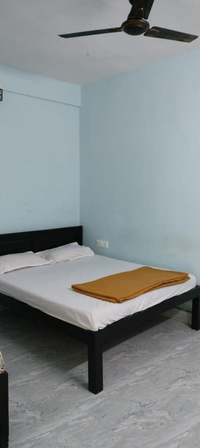Hotel Royal Leelas Inn Kashid Esterno foto